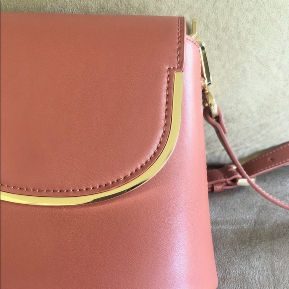 Charles & Keith Leather Bucket Bag - Picture 5 of 6